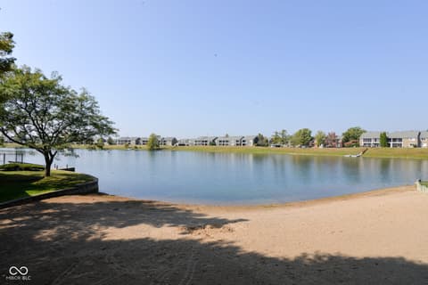 Lake — 7321 Harbour Point, Indianapolis, IN