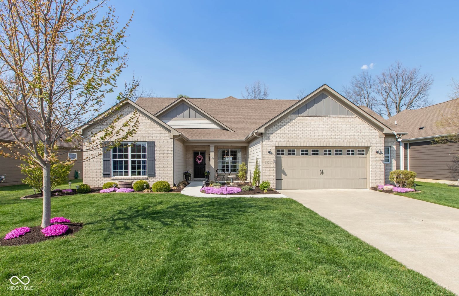 Photo of 4220 Backstretch Lane, Bargersville, IN
