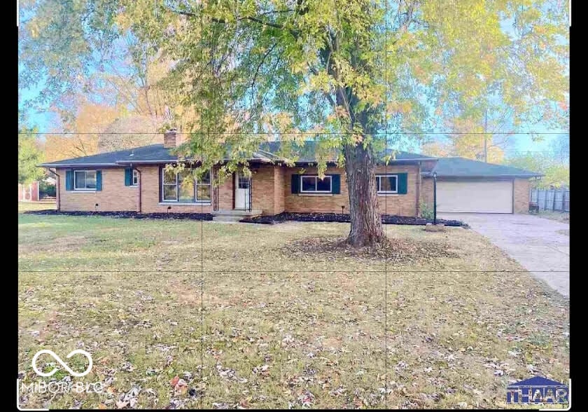 Front exterior at 1015 Elizabeth Lane, Terre Haute, IN