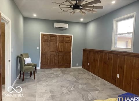 Foyer at 1015 Elizabeth Lane, Terre Haute, IN