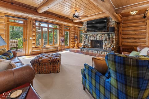 Living room at 7839 W Bellsville Pike, Nashville, IN