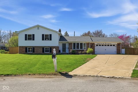 6837 Willoughby Court
