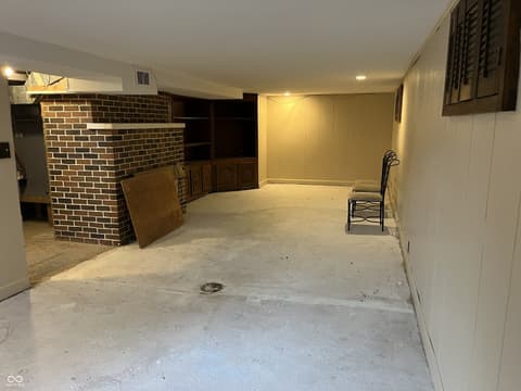 Recreation Room — 25 W Stump Street, Williamsport, IN