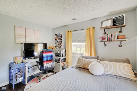 Photo of 1334 Demaree Road, Greenwood, IN