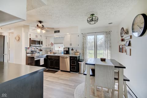 Photo of 1334 Demaree Road, Greenwood, IN