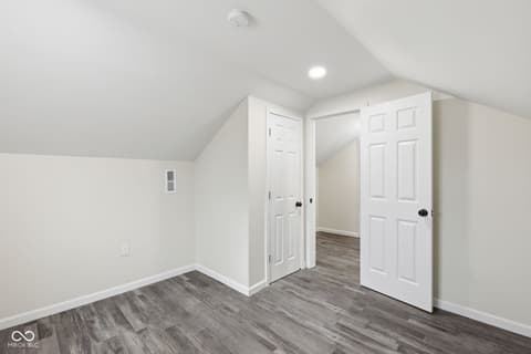 Bonus room at 641 E 33rd Street, Indianapolis, IN