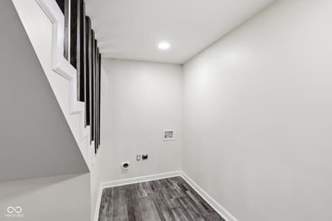 Laundry room at 641 E 33rd Street, Indianapolis, IN