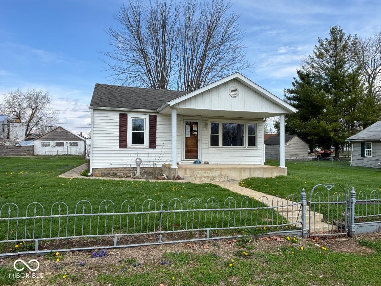 Photo of 1114 W 17th Street, Muncie, IN