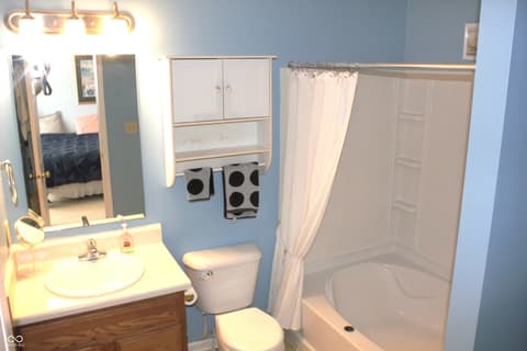 Photo of 11257 Black Gold Drive, Noblesville, IN