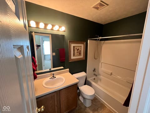 Photo of 11257 Black Gold Drive, Noblesville, IN