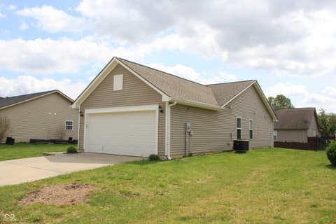 Photo of 11257 Black Gold Drive, Noblesville, IN
