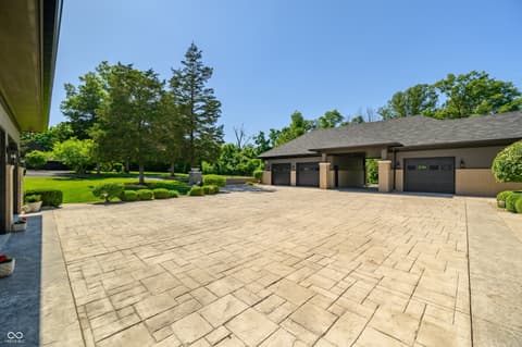 Photo of 4023 Cedar Hills North Drive, Greenwood, IN