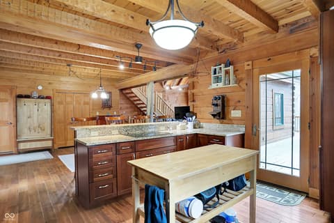 Photo of 1947 W 1100 N, Knightstown, IN