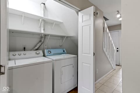 Laundry room at 6047 Southbay Drive, Indianapolis, IN