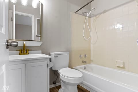 Primary bathroom at 6047 Southbay Drive, Indianapolis, IN
