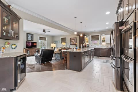 Photo of 8928 Carriage Lane, Indianapolis, IN