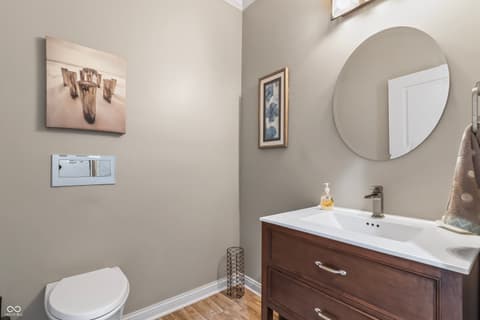 Photo of 8928 Carriage Lane, Indianapolis, IN