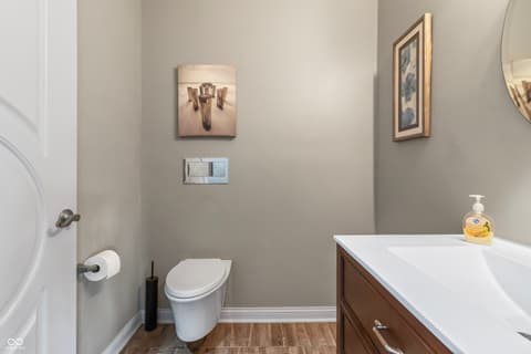 Photo of 8928 Carriage Lane, Indianapolis, IN
