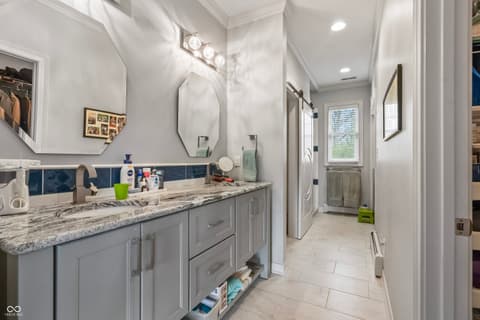 Photo of 8928 Carriage Lane, Indianapolis, IN