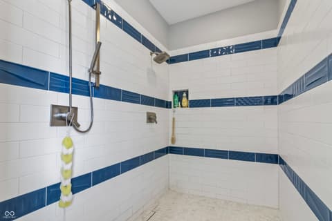 Photo of 8928 Carriage Lane, Indianapolis, IN
