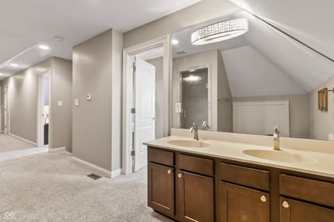 Photo of 8928 Carriage Lane, Indianapolis, IN