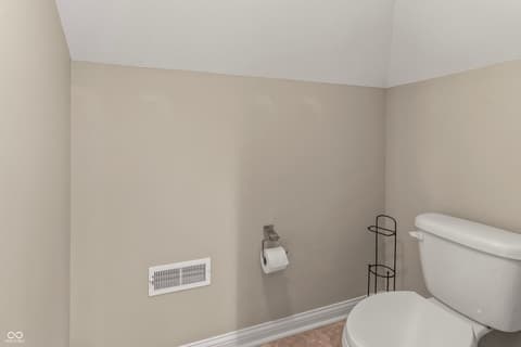 Photo of 8928 Carriage Lane, Indianapolis, IN