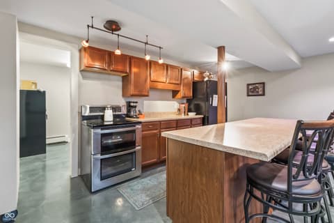 Photo of 8928 Carriage Lane, Indianapolis, IN