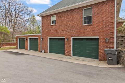 Photo of 8928 Carriage Lane, Indianapolis, IN
