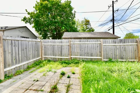 Yard at 142 S 5th Avenue, Beech Grove, IN