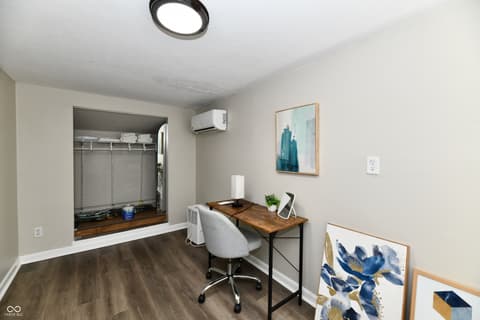 Living room at 142 S 5th Avenue, Beech Grove, IN