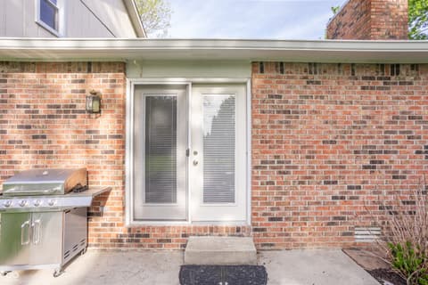 Photo of 55 Waterford Court, Zionsville, IN