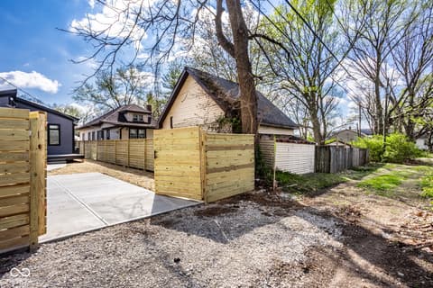 Parking — 4226 Norwaldo Avenue, Indianapolis, IN