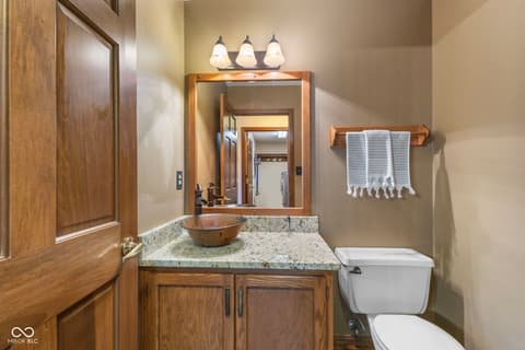 Photo of 8017 Raindance Trail, Indianapolis, IN