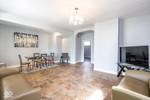 Photo of 1231 S Meridian Street, Indianapolis, IN
