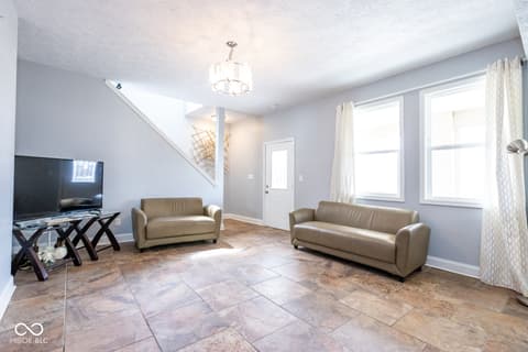 Photo of 1231 S Meridian Street, Indianapolis, IN