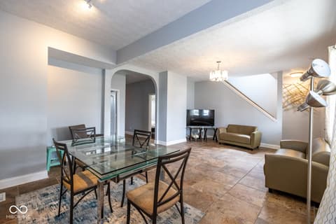Photo of 1231 S Meridian Street, Indianapolis, IN