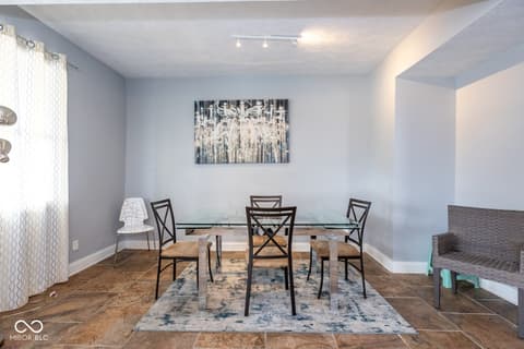 Photo of 1231 S Meridian Street, Indianapolis, IN