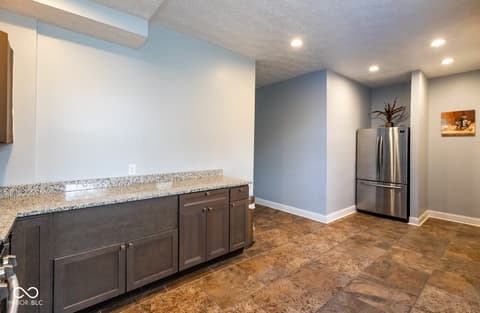 Photo of 1231 S Meridian Street, Indianapolis, IN