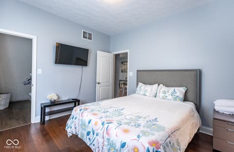Photo of 1231 S Meridian Street, Indianapolis, IN
