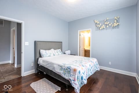 Photo of 1231 S Meridian Street, Indianapolis, IN