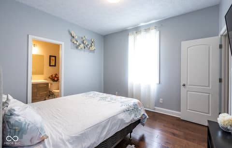 Photo of 1231 S Meridian Street, Indianapolis, IN