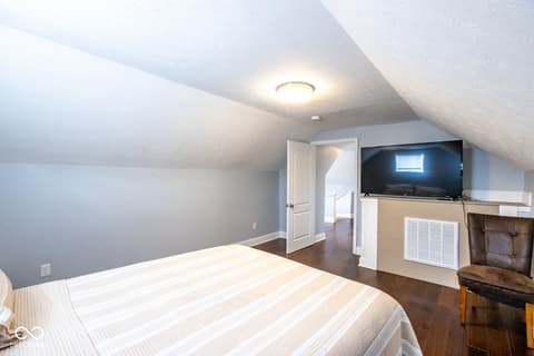 Photo of 1231 S Meridian Street, Indianapolis, IN