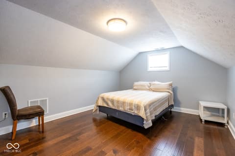 Photo of 1231 S Meridian Street, Indianapolis, IN