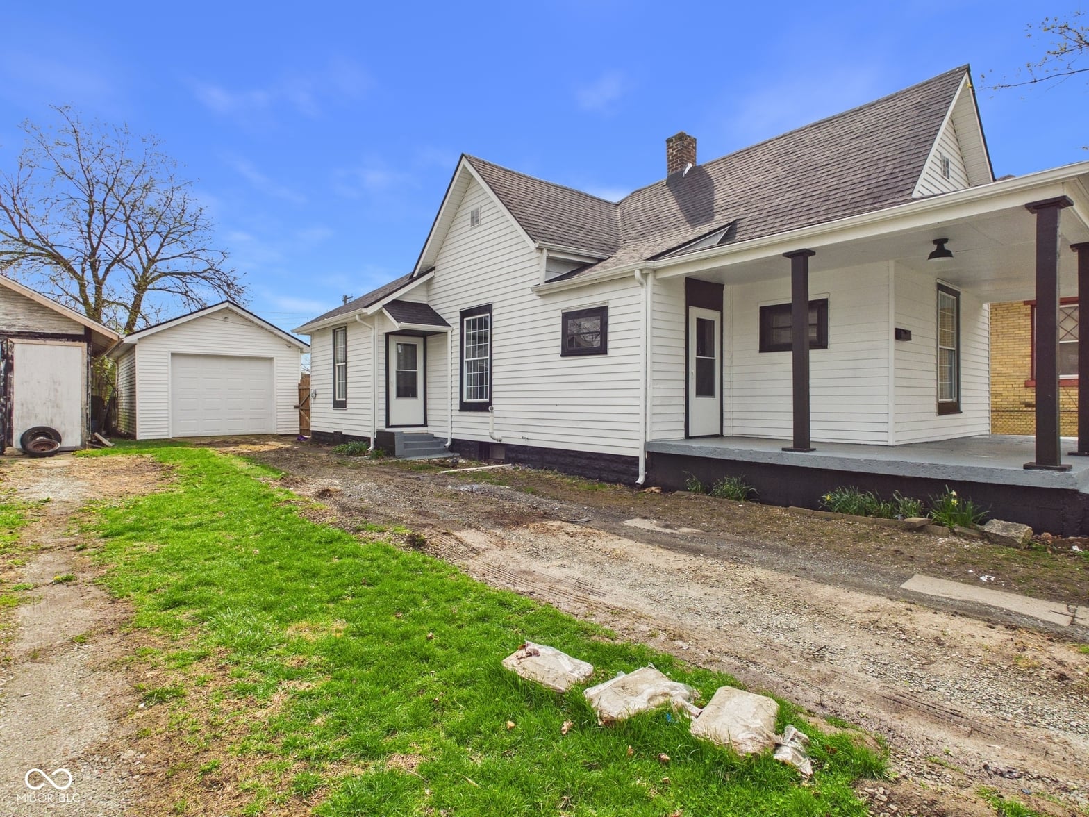 Front exterior at 2420 Jackson Street, Anderson, IN