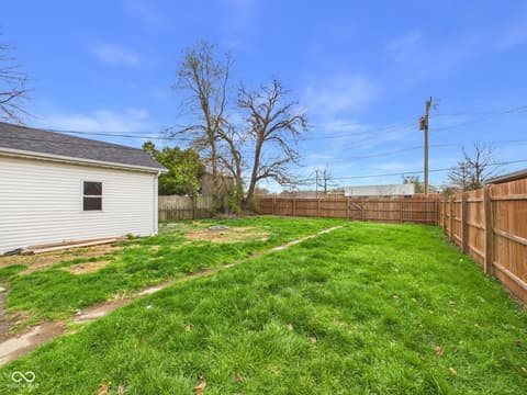 Yard at 2420 Jackson Street, Anderson, IN