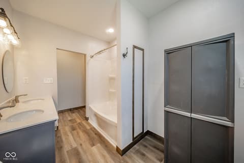 Primary bathroom at 149 N Dalton Avenue, Albany, IN