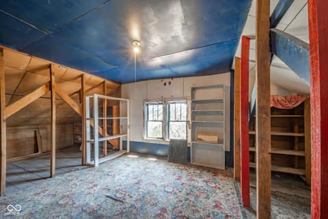 Attic — 149 N Dalton Avenue, Albany, IN