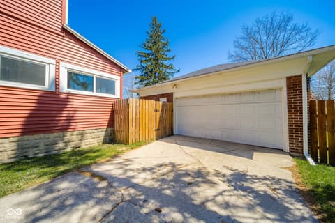 Garage at 149 N Dalton Avenue, Albany, IN
