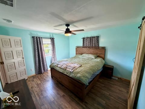 Photo of 48 W Greencastle Road, Mooresville, IN