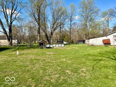 Photo of 48 W Greencastle Road, Mooresville, IN